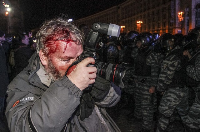  Впечатляющие кадры украинских протестов -ФОТО