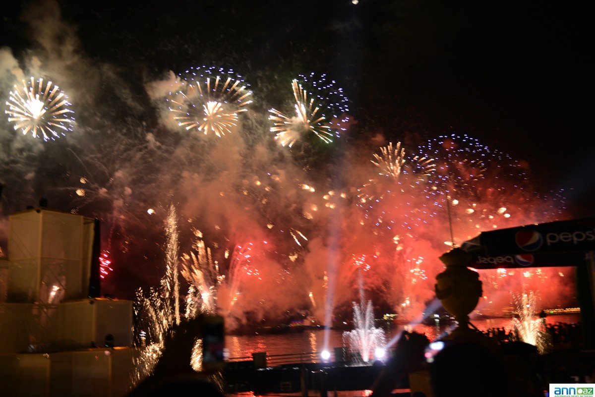  Баку салютом ознаменовало обратный отсчет до начала baku2015- ФОТО
