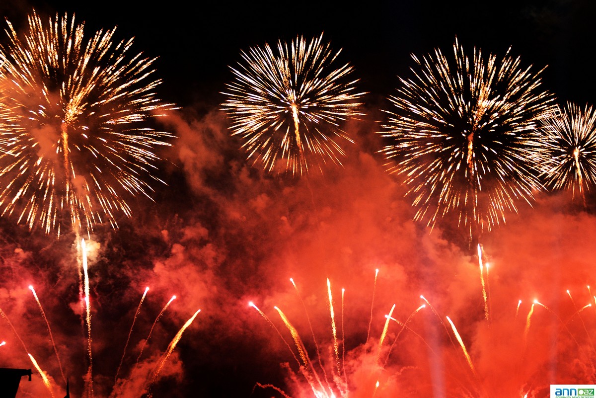  Баку салютом ознаменовало обратный отсчет до начала baku2015- ФОТО