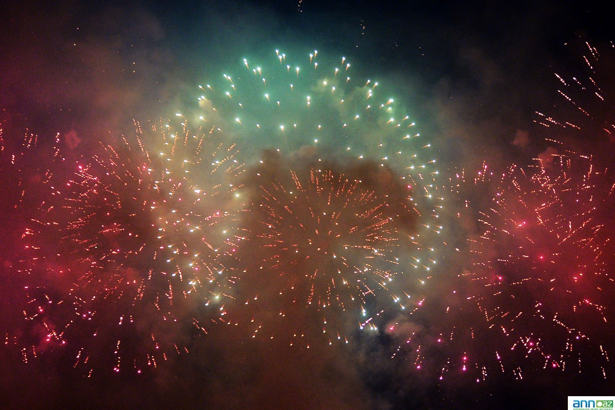  Баку салютом ознаменовало обратный отсчет до начала baku2015- ФОТО