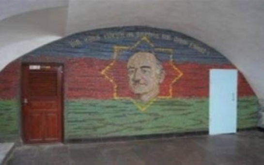 На станции «28 мая» установят памятник Расулзаде