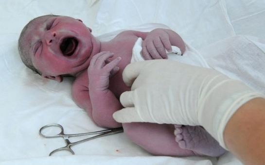 Женщина родила ребенка спустя 3 месяца после смерти