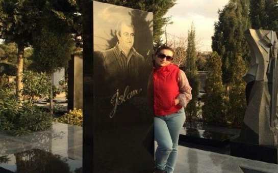 Впервые в Азербайджане: Фотосессия звезд на кладбище - ФОТО
