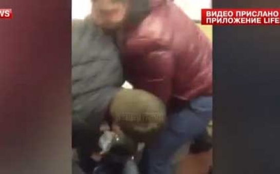 Moskva metrosundakı vəhşiliyin şok videosu yayıldı - VİDEO