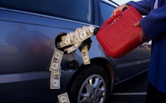 ПЕА: Самый дешевый бензин в Европе в Азербайджане