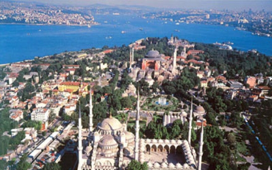 В Стамбуле проходит III Каспийский Форум