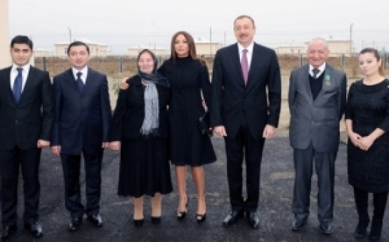 Ильхам Алиев проведет день рождения с беженцами