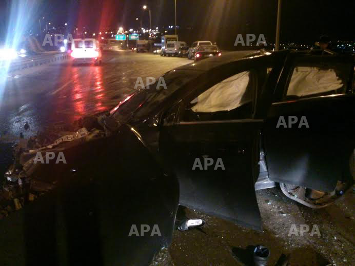 В Баку произошло тяжелое ДТП, погибли 3 человека- ФОТО