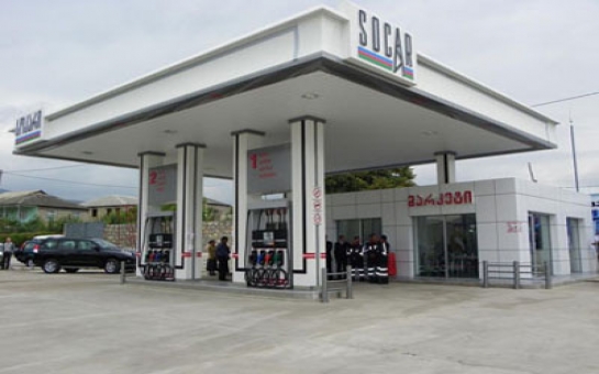 На АЗС SOCAR в Грузии продается румынский бензин