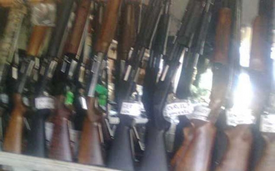 “Ovçu” mağazasında qanunsuz silahlar aşkarlandı