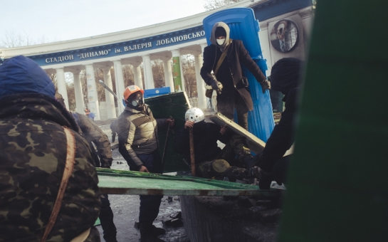 Kiyev maydanında ilk ölü: Qarşıdurmalar səngimir