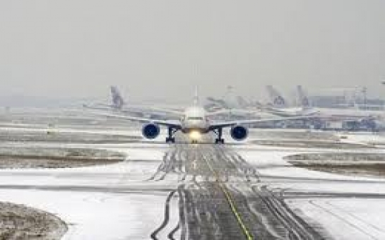 Снегопад не повлиял на работу бакинского аэропорта