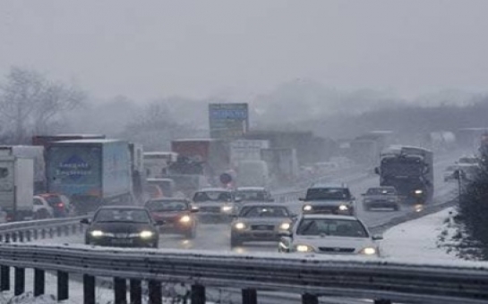 Сняты ограничения на движение автотранспорта на всех дорогах АР