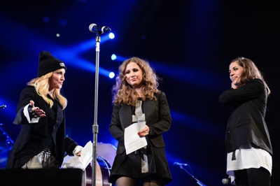 Pussy Riot выступили на одной сцене с Мадонной -ФОТО+ВИДЕО