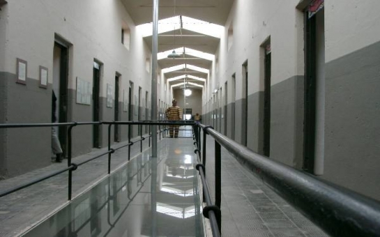 В Грузии около тысячи заключенных объявили голодовку