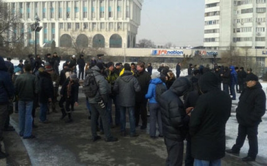 В Алма-Ате продолжаются протесты