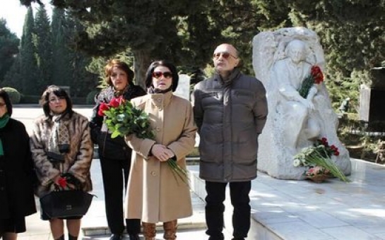 В Баку почтили память Фикрета Амирова