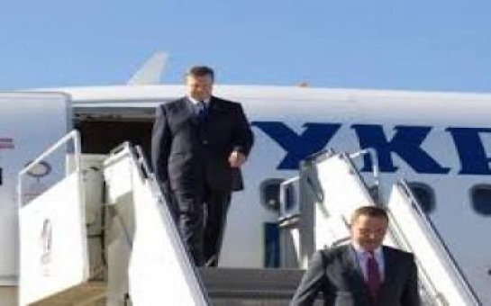 Янукович бежал в Харьков