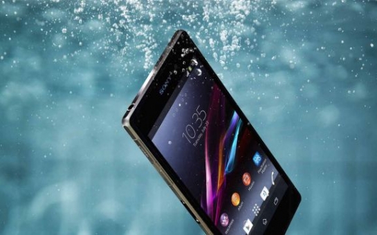 Sony анонсировала флагманский смартфон Xperia Z2