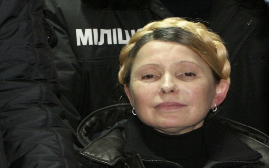 Суд закрыл уголовное дело Тимошенко
