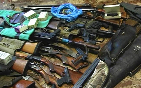 В Агсуинском районе нашли тайник с оружием
