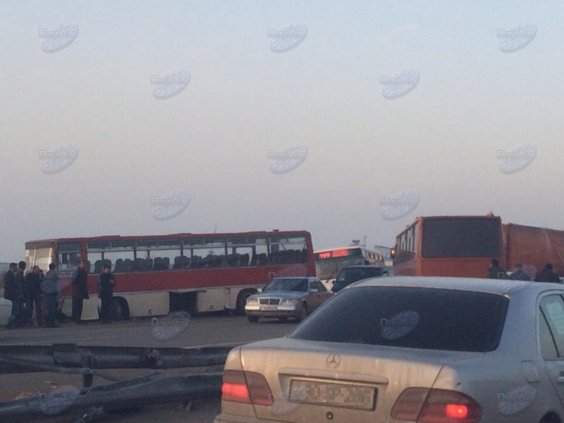 Bakıda növbəti avtobus qəzası - FOTOLAR