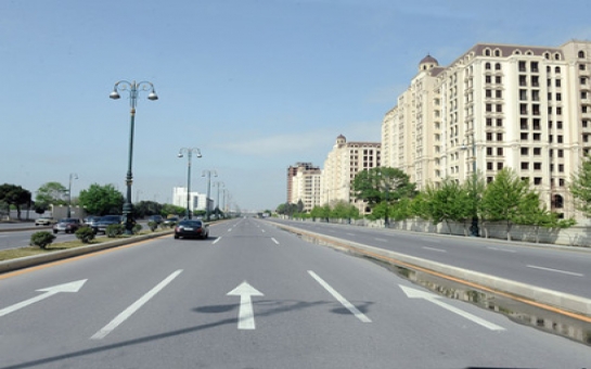 Завершены работы по разметке основной дороги в Баку