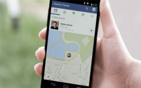 Facebook покажет пользователям друзей неподалеку