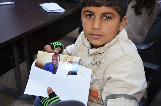 Сирийский кризис: детские письма, наполненные надеждой - ВВС