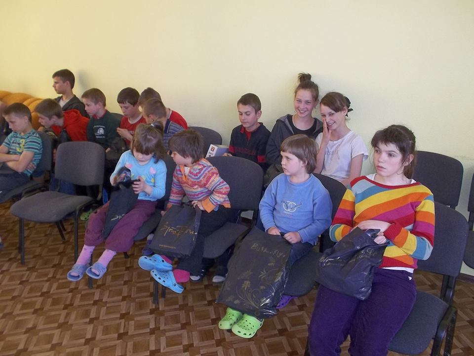 Ukraynada uşaq evi ziyarət olunub - FOTO