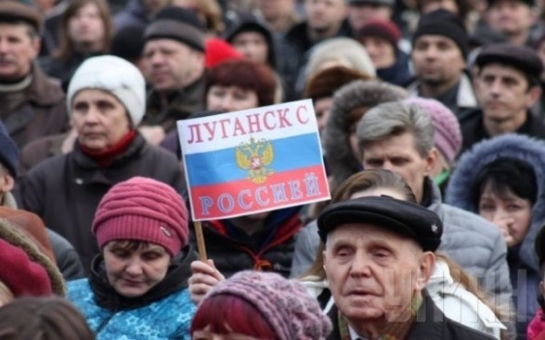 Donetsk və Luqanskda referendum keçirir