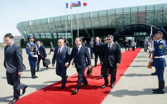Fransa prezidentinin Azərbaycana rəsmi səfəri başa çatdı