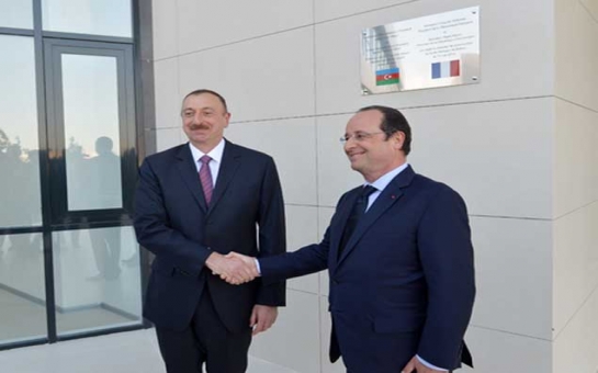 French president attends business forum in Baku