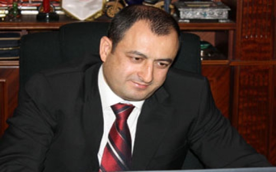 Deputat Adil Əliyev rinqə çıxdı - VİDEO