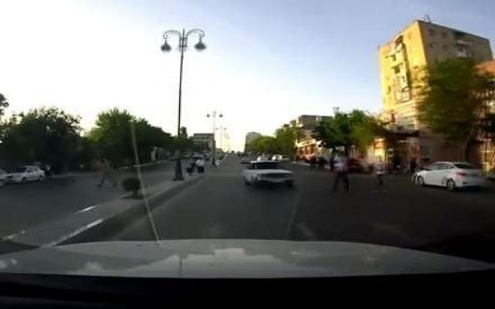 Bakıda sürücünün görünməmiş vəhşiliyi - Video