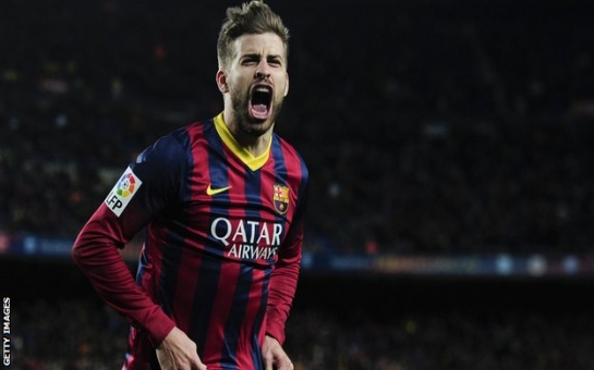 Gerard Pique: Barcelona defender agrees extension until 2019