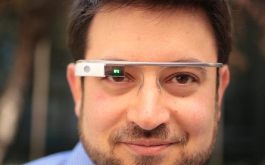 “Google Glass” smart eynəyi başağrısı yaradır