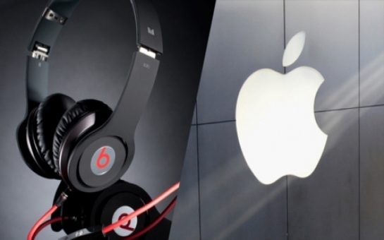 Apple покупает производителя наушников Beats