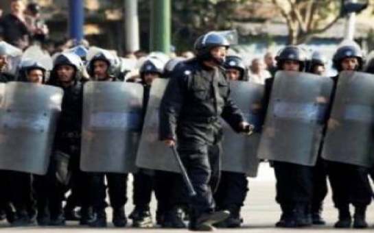 Istanbul police close Gezi Park