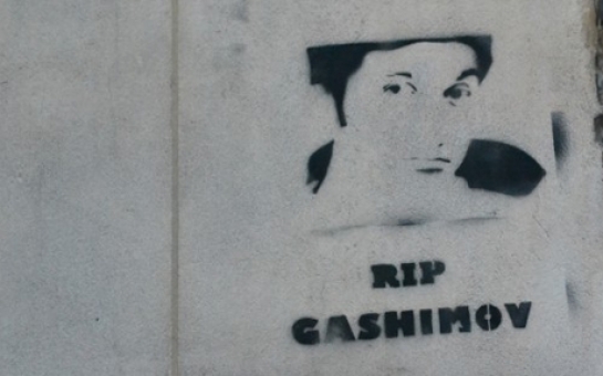 Brüsselin divarlarında Vüqar Həşimovun qraffitiləri peyda oldu