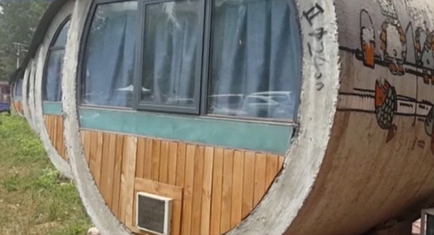 Chinese hotel made out of an OLD CONCRETE PIPE