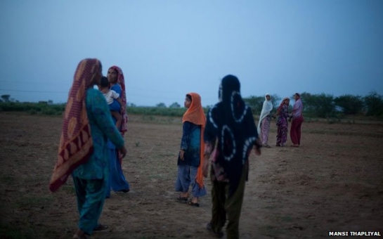 India's long, dark and dangerous walk to the toilet