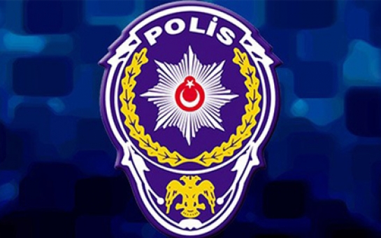 Türk polisi azərbaycanlı diplomatı döydü