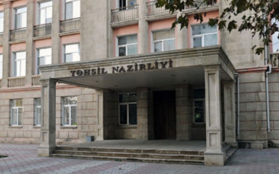 Təhsil Nazirliyi hansı universitetə lisenziya vermədi?