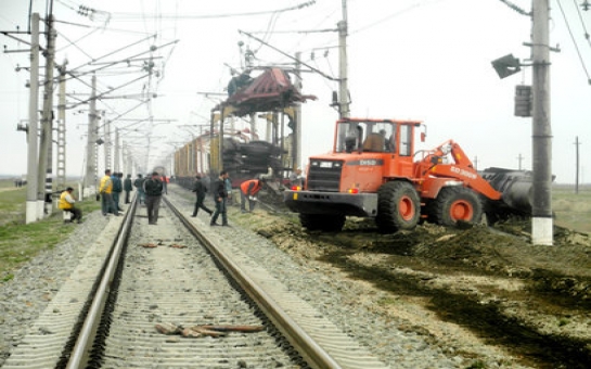 Азербайджан начал капремонт участка железной дороги в западном направлении