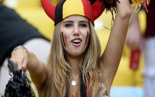 Belgium fan lands modeling gig after World Cup image takes off - VIDEO