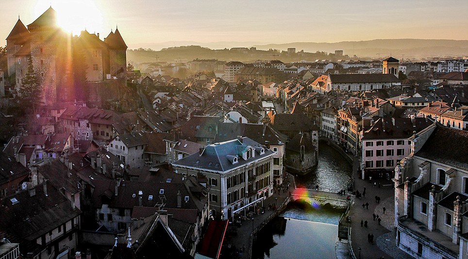 A drone's eye view of life on Earth - PHOTO