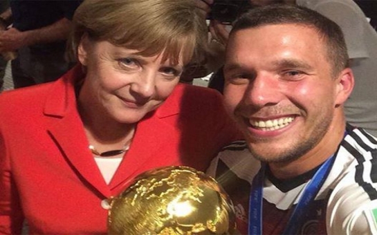 The best Tweets, memes and selfies from the World Cup final