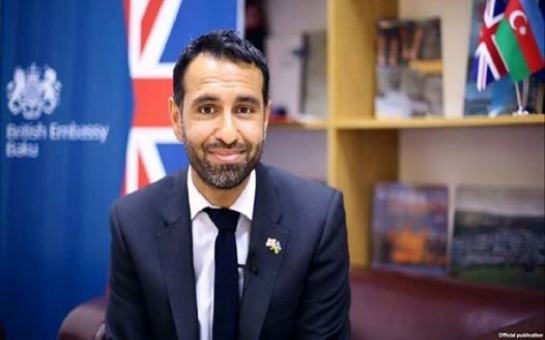 UK ambassador congratulates Azeri journalists