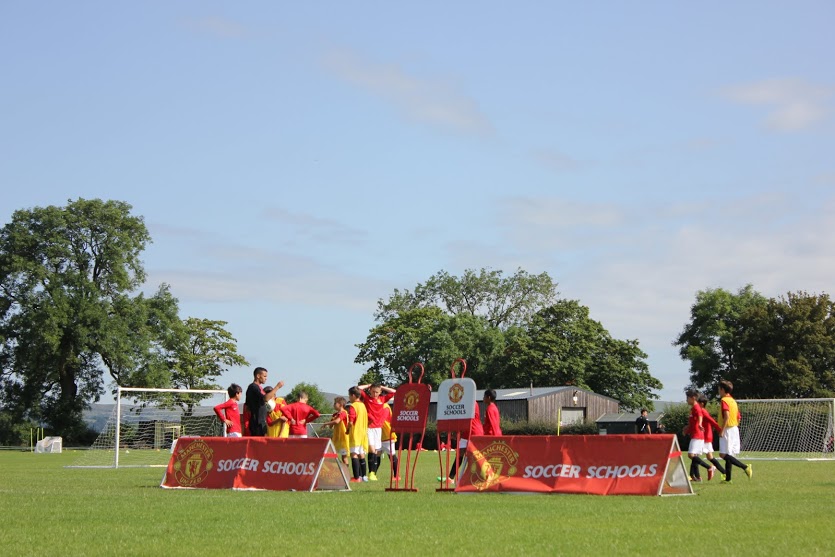 “Manchester United” Summer Soccer School winners are in Old Trafford - PHOTO